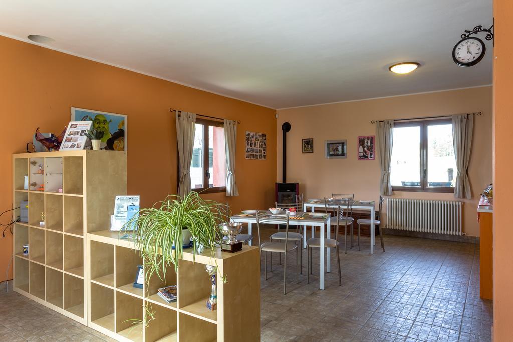 Agriturismo Jesson Rosamund Cantù Zimmer foto