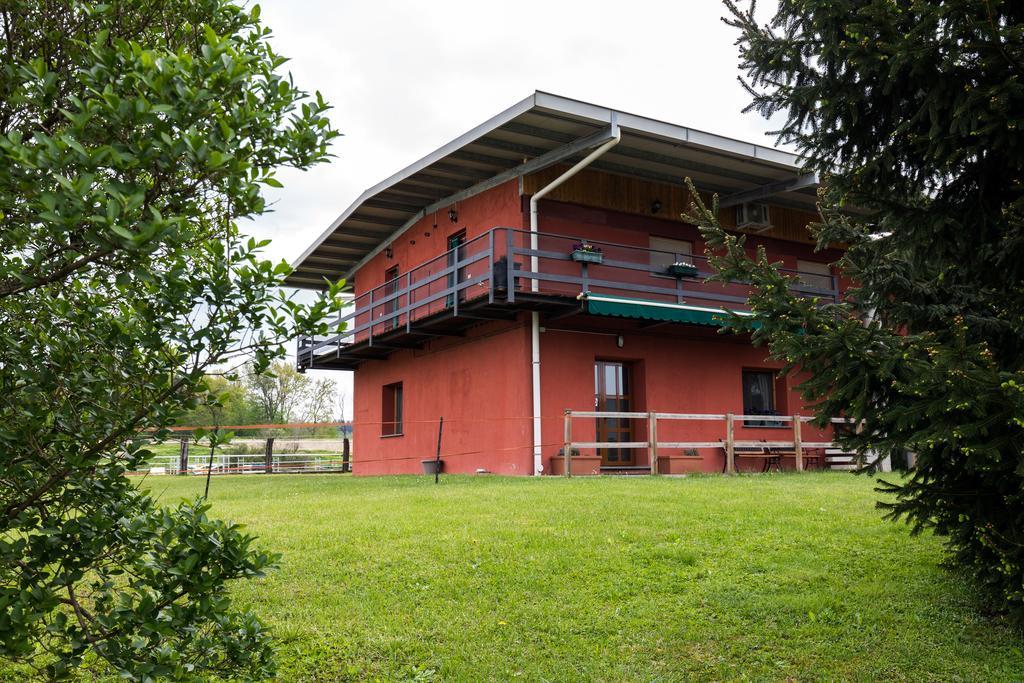 Agriturismo Jesson Rosamund Cantù Exterior foto